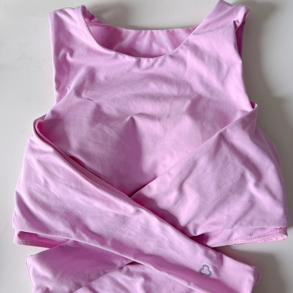 Titika Mornique Crop Top II Activewear - Picture 4 of 6